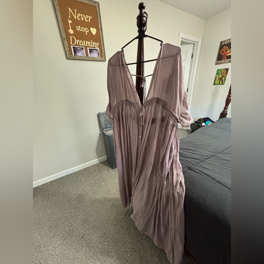 OS lavender beach/dress cover up - Picture 3 of 7